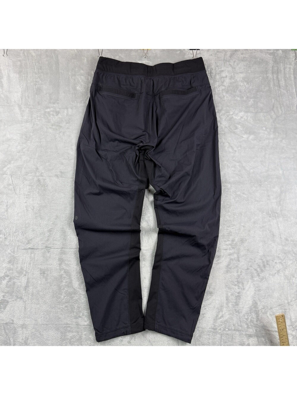 Lululemon Men Black Great Wall Pant Size L Cuffs Cinch Pocket straight Leg RLX - Picture 2 of 11
